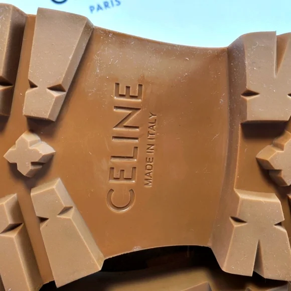 NWT$1,500 CELINE Bulky Brown Suede Triomphe Logo Fur Lined Ankle Boots Sz 36 (6) - Picture 15 of 15